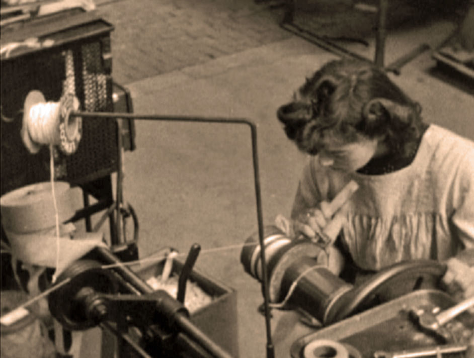 Vrouw aan de katoen wikkelmachine (1937)