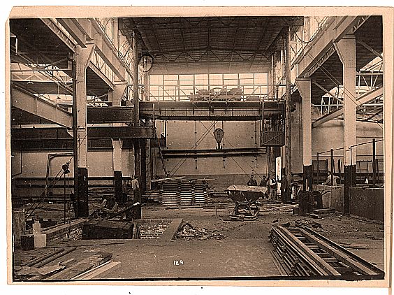 Grote montagehal Willem Smit & Co's Transformatoren  (1919)