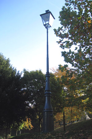 Tuimellantaarn van Willem Smit (met originele mast, de armatuur is verschillende keren aangepast).